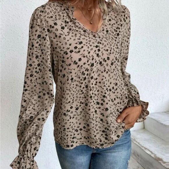 New Boho floral print flounce sleeve blouse - Picture 2 of 9